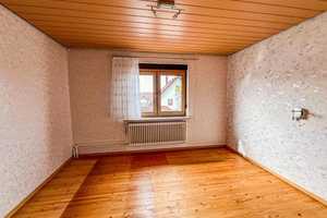 Suchen Sie ein Zweifamilienhaus mit Garage und Garten? - Wir haben es – Heilbronn (Kreis) – Vorschaubild 12