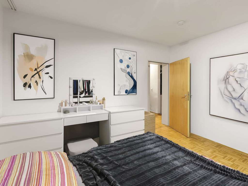 Immobilie in Ditzingen - Charmante 2,5-Zimmer-Etagenwohnung mit Balkon und Tiefgaragenstellplatz in Ditzingen - Bild 4