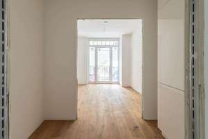 BALD BEZUGSFERTIG: Möblierte 3-Zi-Wohnung | Nietzschestraße 13