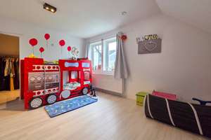 Holzhaus (A+) von 2017 mit 5 Zi. (161m² Wfl.) & Komfort: Fussbodenh., Lüftung, Wärmepumpe & Wallbox – Die vollständige Adresse der Immobilie erhältst du vom Anbieter., 51375 Schlebusch, Leverkusen – Vorschaubild 9