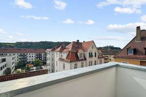 Wohnen auf höchstem Niveau – Modernes Dachgeschossdomizil mit Festungsblick – Die vollständige Adresse der Immobilie erhältst du vom Anbieter., 97072 Sanderau, Würzburg – Vorschaubild 11