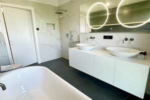 Exklusives KfW-40-Eckhaus mit Fernblick, bezugsfertig & hochwertig möbliert – Bergstraße 46, 93309 Kelheim – Vorschaubild 23