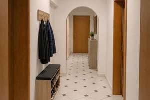 Helle 5-Zimmerwohnung am südlichen Dorfrand von Kleinhelfendorf, Gemeinde Aying.  – Kleinhelfendorf 27A, 85653 Aying – Vorschaubild 9
