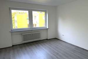 Renoviert. Bezugsfertig. Ihr Zuhause. / Renovated. Move-in ready. Your new home. – Schleswiger Straße 4, 58089 Vorhalle, Hagen – Vorschaubild 9