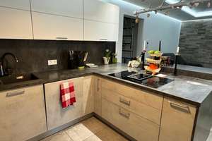 Moderne 4-Zimmer-Eigentumswohnung mit Balkon, TG-Stellplatz & hochwertiger Ausstattung in Augsburg – Die vollständige Adresse der Immobilie erhältst du vom Anbieter., 86156 Kriegshaber, Augsburg – Vorschaubild 3