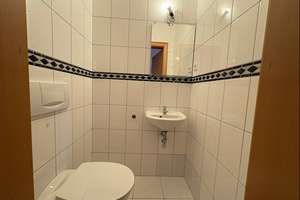 Moderne Maisonette-Eigentumswohnung mit Balkon
In grüner ruhiger Lage von Hagen-Berchum – Die vollständige Adresse der Immobilie erhältst du vom Anbieter., 58093 Lennetal, Hagen – Vorschaubild 10