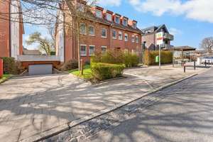Über den Dächern von Habenhausen – helles Dachgeschoss mit Loggia, Ankleide und Tiefgarage – Die vollständige Adresse der Immobilie erhältst du vom Anbieter., 28279 Habenhausen, Bremen – Vorschaubild 17