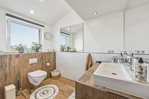 Einzigartiges, saniertes Haus mit Loftbereich, viel Platz und separater Wohnung in Sondelfingen! – Die vollständige Adresse der Immobilie erhältst du vom Anbieter., 72766 Sondelfingen, Reutlingen – Vorschaubild 8