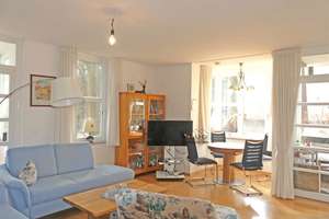 Frohnau! Großzügige Komfort-Maisonettewhg. (EG + Sout.) mit Sonnenterrasse u. Tiefgarage mit Wallbox – Die vollständige Adresse der Immobilie erhältst du vom Anbieter., 13465 Frohnau, Berlin – Vorschaubild 2
