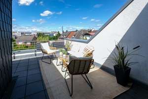 Wohnen über den Dächern - Traumhafte 3,5 - Zimmer Maisonettewohnung mit großer Dachterrasse! – Friedhofstraße 15, 40597 Benrath, Düsseldorf – Vorschaubild 2