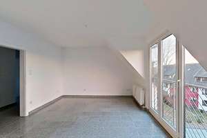 1 NKM FREI: Moderne 3-Zimmer-Wohnung mit Tageslichtbad samt BADEWANNE – Degenhof 2, 42651 Solingen-Mitte, Solingen – Vorschaubild 2
