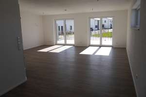 Sehr schöne, moderne Doppelhaushälfte in Memmingen/Steinheim direkt vom Eigentümer – Die vollständige Adresse der Immobilie erhältst du vom Anbieter., 87700 Steinheim, Memmingen – Vorschaubild 4
