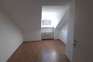 Wunderbare DG-Wohnung mit EBK =VIDEO= – Rellinghauser Str. 136, 45128 Rüttenscheid, Essen – Vorschaubild 3