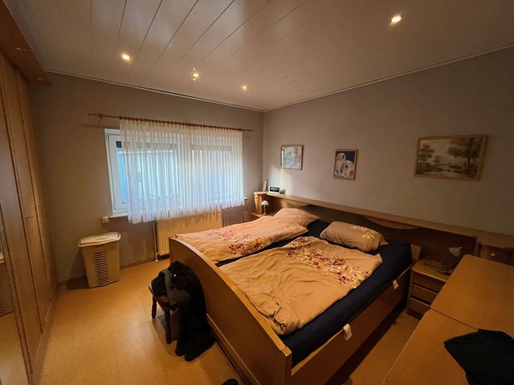 Immobilie in Varel - Gebäudeensemble - ein MIX, der was zu bieten hat. Historische Anlage + selber ebenerdig Wohnen mit T - Bild 3