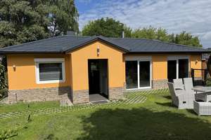 Zwei Häuser auf 813 m² Grundstück in Bestlage Berlin-Lübars