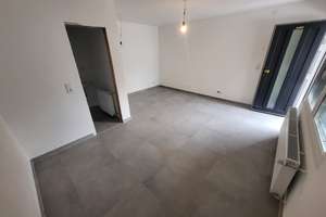 Möbliertes Apartment in Bonn-Zentrum *kernsaniert* – Kölnstraße XXX, 53111 Bonn-Zentrum, Bonn – Vorschaubild 3