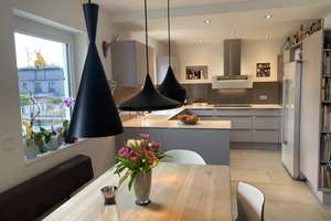 Top Luxus sanierte 5 Zimmer Maisonette-Wohnung mit großem Südbalkon, Garten, Keller und Garage – Die vollständige Adresse der Immobilie erhältst du vom Anbieter., 81475 Fürstenried-West, München – Vorschaubild 5