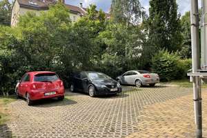 Frisch renovierte 3 Raum Wohnung, neue EBK, Stellplatz, grüne Lage, perfekter Grundriss – Böttgerstr. 5, 4328 Paunsdorf, Leipzig – Vorschaubild 4