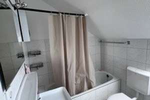 Großzügige 3 Zimmer DG-Wohnung in ruhiger Lage – 44227 Eichlinghofen, Dortmund – Vorschaubild 10