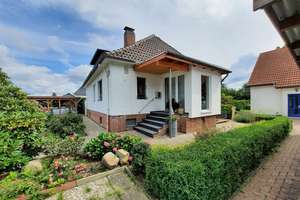Bungalow mit ausgebautem Dachgeschoss in Ehmen - provisionsfrei! – Die vollständige Adresse der Immobilie erhältst du vom Anbieter., 38442 Ehmen, Wolfsburg – Vorschaubild 2