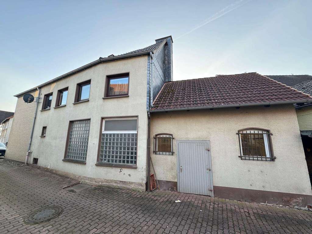 Immobilie in Salzhemmendorf - Raum für Familie & Selbstständigkeit  - vielseitige Immobilie - Bild 2