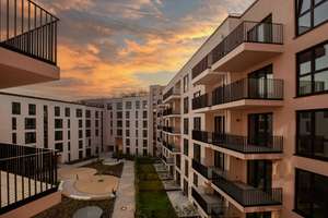 Dachgarten mit Blick über Düsseldorf I Lichtdurchflutete 2-Raum-Wohnung mit Penthouse-Flair – Metzer Straße 42, 40476 Derendorf, Düsseldorf – Vorschaubild 7