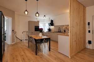 Moderne 7-Zimmer-Maisonette-Wohnung mit Haus-in-Haus-Charakter – Die vollständige Adresse der Immobilie erhältst du vom Anbieter., 47229 Friemersheim, Duisburg – Vorschaubild 7