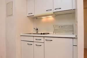 Klassisch möbliertes Apartment mit Tiefgarage und Internet in Stuttgart Feuerbach – Die vollständige Adresse der Immobilie erhältst du vom Anbieter., 70469 Feuerbach-Ost, Stuttgart – Vorschaubild 8