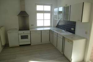 Preiswerte, helle, ruhige 2-Zimmer-DG-Wohnung mit EBK in Geithain – August-Bebel-Straße 2, 4643 Geithain – Vorschaubild 5