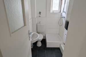 Frisch sanierte 3 Zimmer Wohnung! – Apenrader Weg 6, 68307 Mannheim – Vorschaubild 4