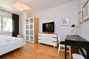 Wunderschön möblierte Wohnung mit Balkon in Stuttgart Nord – Die vollständige Adresse der Immobilie erhältst du vom Anbieter., 70174 Relenberg, Stuttgart – Vorschaubild 20