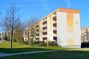 Bezug sofort möglich! 3-Raum-Wohnung, Badewanne, Aufzug, Balkon, PKW-Stellplatz! – Am Rosengarten 29, 6526 Sangerhausen – Vorschaubild 28