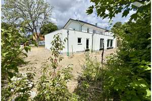 Für 1.3 Mio gebaut, jetzt nur noch 932.000,- €! Erstbezug und Niedrigenergiebauweise! 2x ETW´s/ZFH – Die vollständige Adresse der Immobilie erhältst du vom Anbieter., 86391 Stadtbergen – Vorschaubild 3