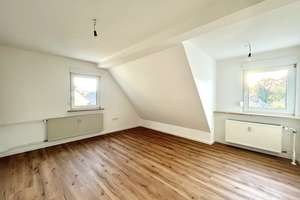 Modernisierte 3-Zimmer-Wohnung mit Einbauküche in Nürnberg-Katzwang – Rennmühlstraße 5, 90455 Katzwang, Reichelsdorf Ost, Reichelsdorfer Keller, Nürnberg – Vorschaubild 2
