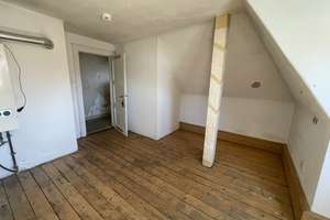 Historisches Mehrfamilienhaus mit großem Potenzial – Im Bieterverfahren – Quäkerstr. 3, 65719 Hofheim am Taunus – Vorschaubild 11