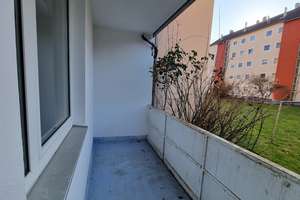 Frisch renovierte Erdgeschoss-Wohnung mit 3 Zimmern und Balkon – Friedhofstraße 38, 30453 Limmer, Hannover – Vorschaubild 2