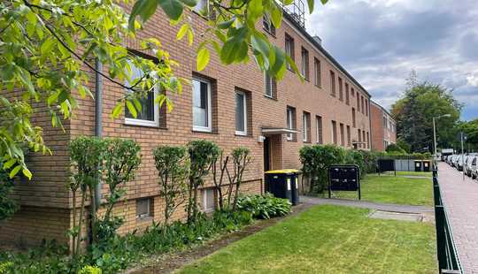 Bild von MGK bietet Hannover-List: gepflegte Kapitalanlage mit 10 Wohneinheiten und 8 Garagen