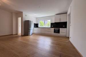 Lebendig wohnen: 3-Zimmer-Wohnung mit Terrasse und Garten in Schwandorf – Die vollständige Adresse der Immobilie erhältst du vom Anbieter., 92421 Schwandorf – Vorschaubild 11