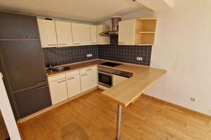 Dachgeschoss-3-Zimmer mit 2 Bädern und Einbauküche in Magdeburg – Breiter Weg 228, 39104 Altstadt, Magdeburg – Vorschaubild 4