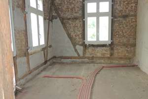 SANIERUNGSBEDÜRFTIGE DENKMALGESCHÜTZTE VILLA IN ZENTRALER LAGE VON SOLINGEN MIT 459 m² GRUNDSTÜCK – Kölner Straße 10, 42651 Solingen-Mitte, Solingen – Vorschaubild 8