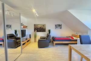 Voll möblierte und hochwertig renovierte Wohnung als Kapitalanlage oder zur Selbstnutzung