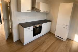 Modernisierte  2-Zimmer-Wohnung mit separater Küche – Trierer Straße 184, 52078 Forst, Aachen – Vorschaubild 5