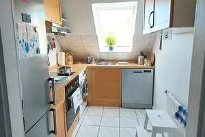 Schöne 3 Zimmer Wohnung, vermietet, +PROVISIONSFREI+ Dachgeschoss in Berlin Buckow (Neukölln) – Die vollständige Adresse der Immobilie erhältst du vom Anbieter., 12353 Buckow, Berlin – Vorschaubild 10