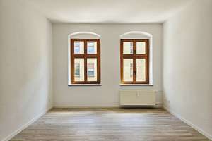 Mit Video: Frisch saniert - 2 Zimmer mit Tageslichtbad und Einbauküche! – Sankt-Michael-Straße 5, 39112 Sudenburg, Magdeburg – Vorschaubild 11