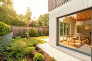 In bester Lage. Nachhaltige Architektur für höchste Ansprüche. Neubau, sofort bezugsfertig. – Die vollständige Adresse der Immobilie erhältst du vom Anbieter., 91054 Burgberg, Erlangen – Vorschaubild 3