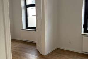 Charmante, frisch renovierte 3-Zimmer-Altbauwohnung mit Balkon & Gartenblick – 44149 Westfalenhalle, Dortmund – Vorschaubild 11