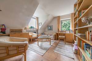 Stilvolles Landhaus mit Praxisanbau, eingebettet in eine grüne Oase – Die vollständige Adresse der Immobilie erhältst du vom Anbieter., 25821 Breklum – Vorschaubild 18