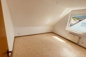 3 Zimmer Wohnung mit Studio in Bad Pyrmont – Die vollständige Adresse der Immobilie erhältst du vom Anbieter., 31812 Bad Pyrmont – Vorschaubild 3