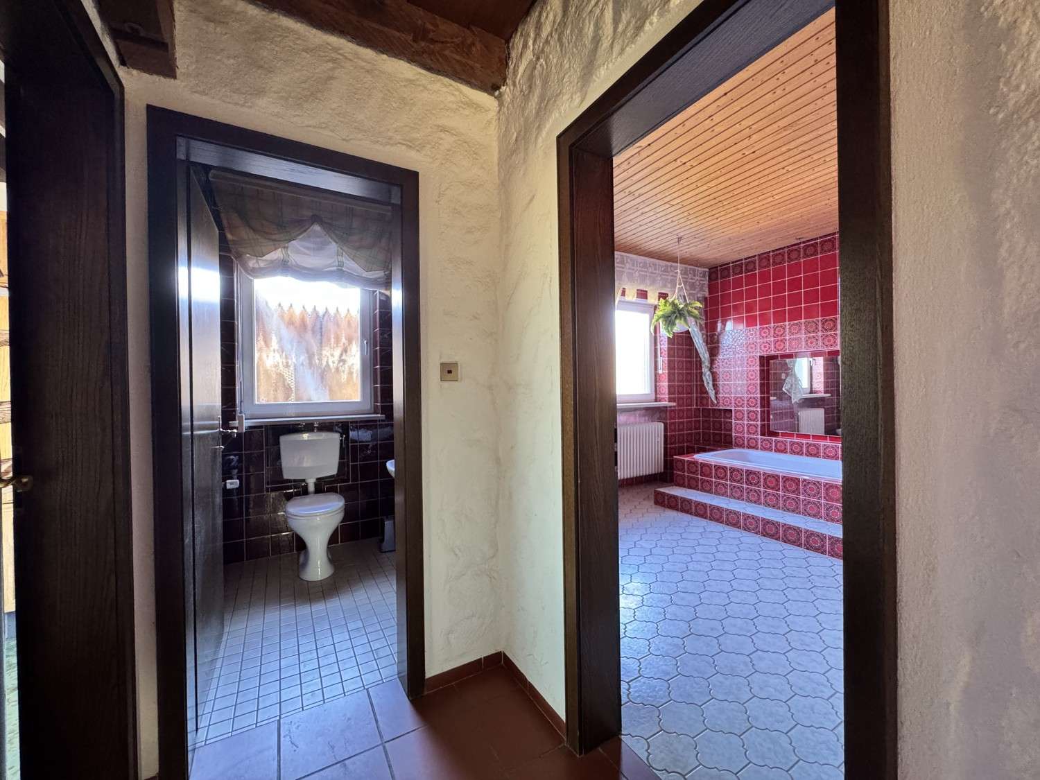 Immobilie in Mettenheim - Raum & Lebensgefühl – Großzügiges Haus auf sonnigem Eckgrundstück - nur 40 Min. von München entfernt - Bild 3