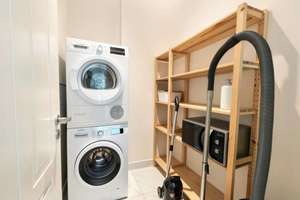 2 Zimmer | ca. 71 m² | Westbalkon | En-Suite-Bad | hochwertig möbliert | B-Charlottenburg – Die vollständige Adresse der Immobilie erhältst du vom Anbieter., 14059 Charlottenburg, Berlin – Vorschaubild 8